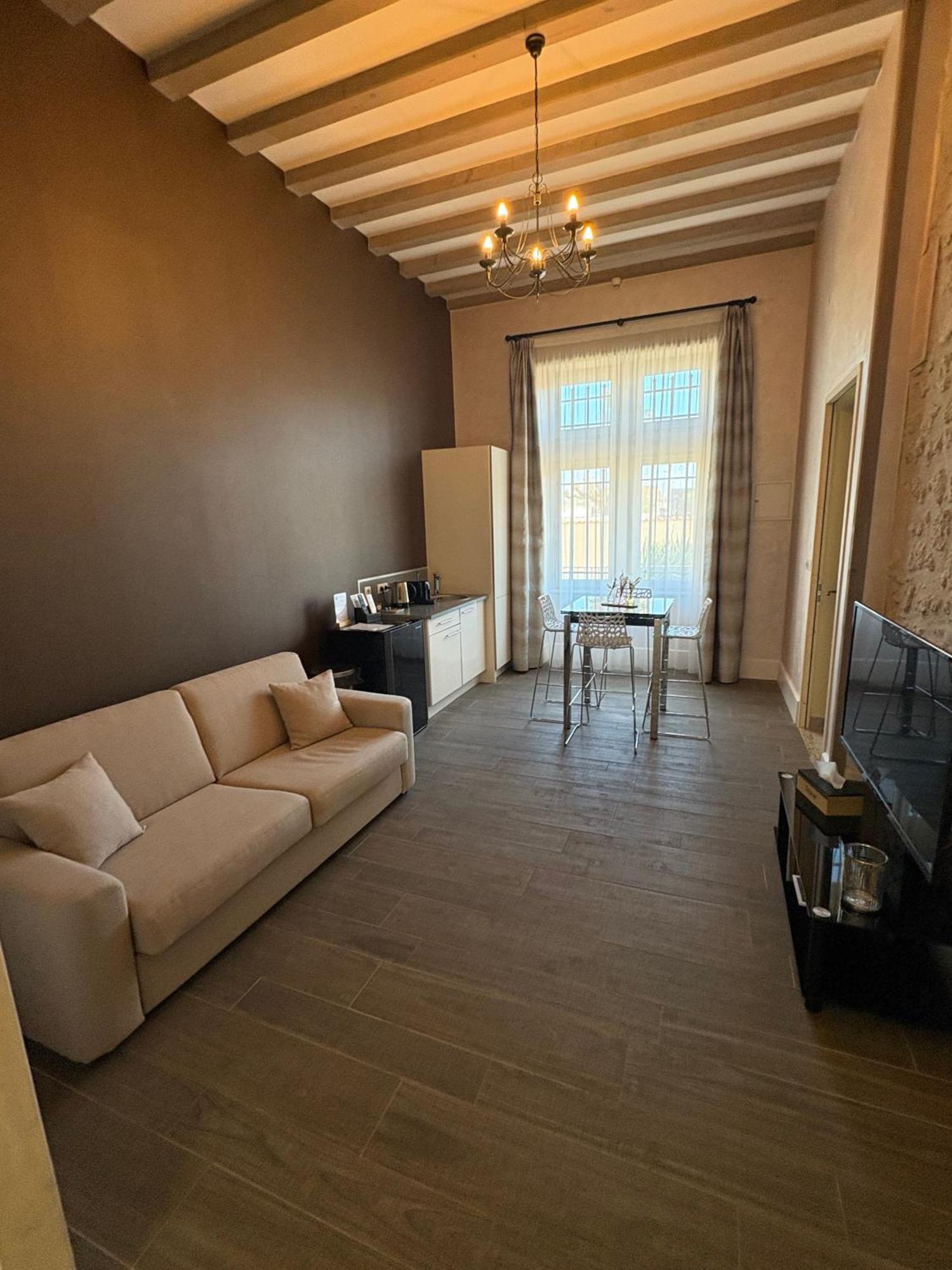 Chateau Pellisson Bed & Breakfast Cognac