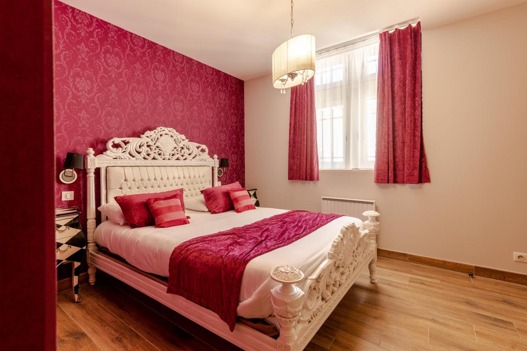 Chateau Pellisson Bed & Breakfast