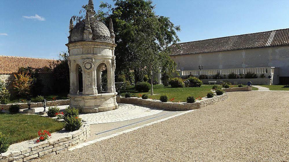 Bed & Breakfast Chateau Pellisson Cognac